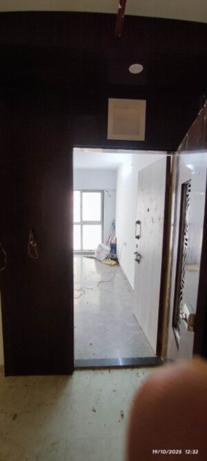 Building Lobby in 1 BHK Apartment at Shraddha Evoque, Bhandup West – for Rent