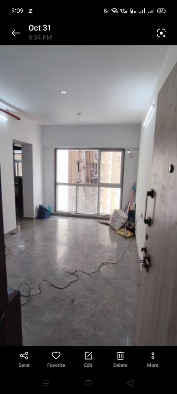Room in 1 BHK Apartment at Shraddha Evoque, Bhandup West – for Rent