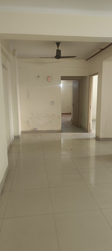 Bathroom in 3 BHK Apartment at Gardenia Gateway, Sector 75 – for Sale