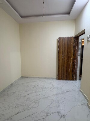 Room in 2 BHK Apartment at Swastik Arcade, Virar West – for Rent