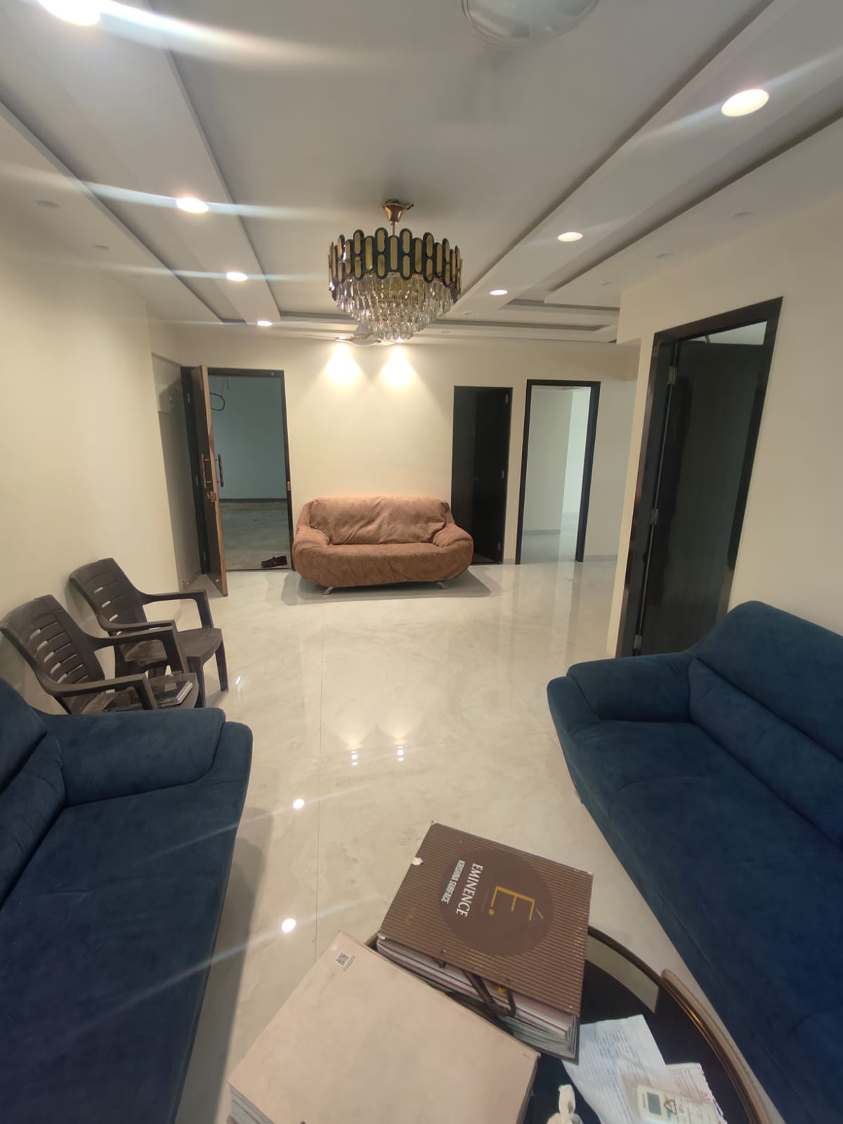 2 BHK + Servant Room 1400 Sq.Ft. Apartment in Essgee Yash Heights