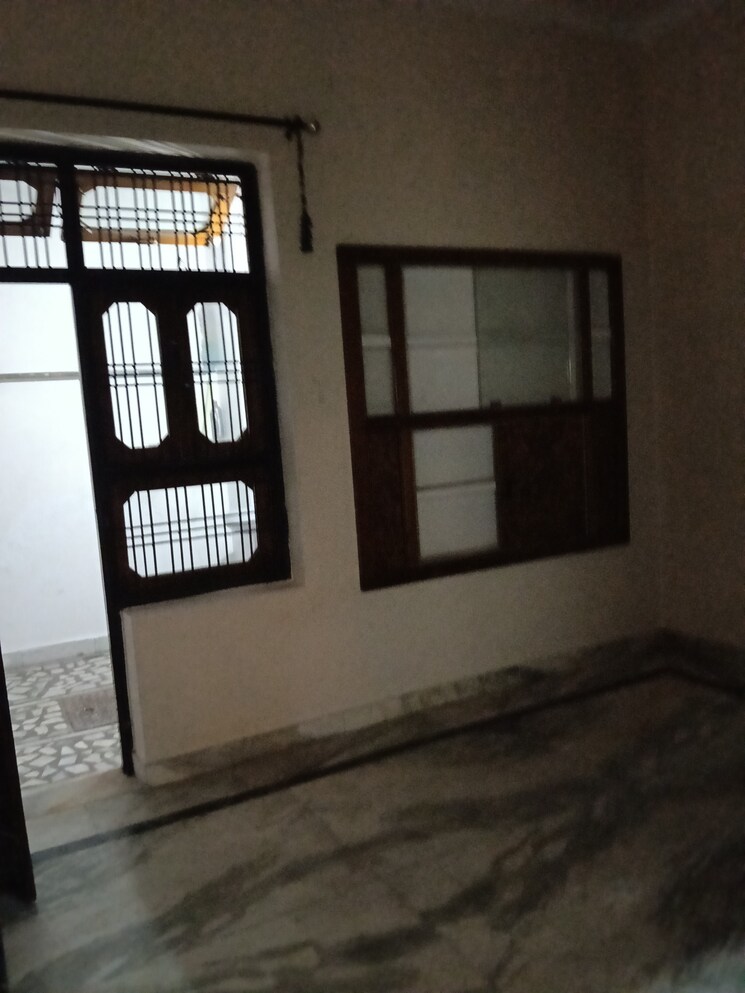 Room, gomti nagar 2 Bedroom 1250 Sq.Ft. Independent House In Gomti Nagar Lucknow 9405930