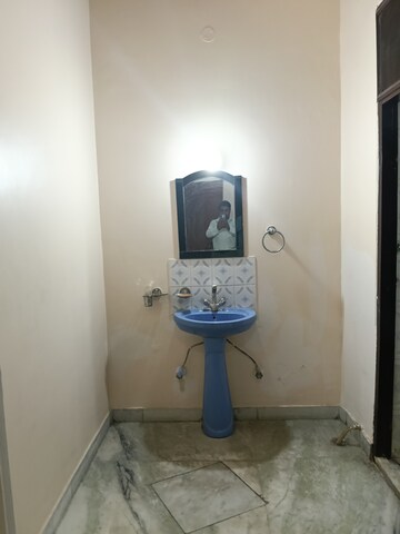 Bathroom in 2 BHK Independent House at Gomti Nagar – for Rent