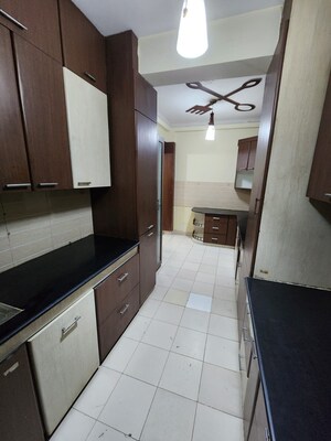 Kitchen in 3 BHK Builder Floor at Sector 47 – for Rent
