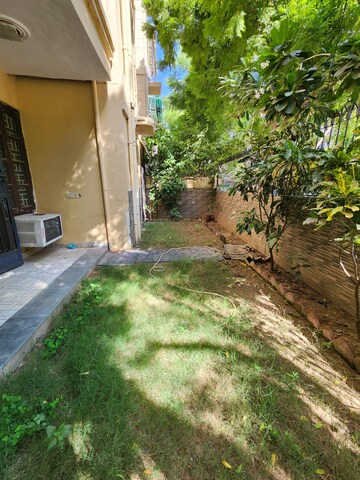 Balcony in 3 BHK Builder Floor at Sector 47 – for Rent