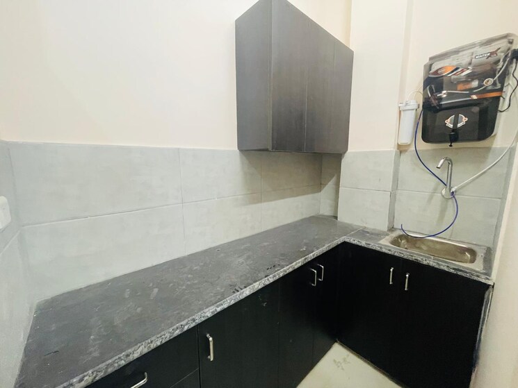 Kitchen, sector 40 1 Bedroom 699 Sq.Ft. Builder Floor In Sector 40 Gurgaon 9405972