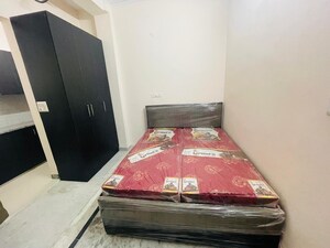 Bedroom in 1 BHK Builder Floor at Sector 40 – for Rent