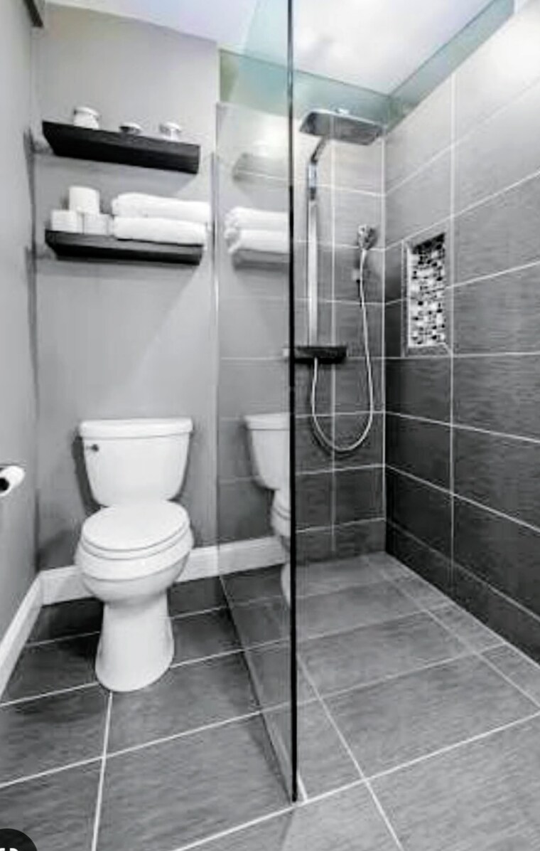 Bathroom, sector 1 greater noida 3 Bedroom 1550 Sq.Ft. Apartment In Sector 1 Greater Noida Greater Noida 9405996