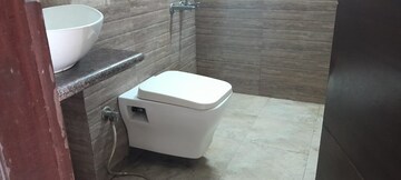 Bathroom in 2 BHK Builder Floor at Sector 45 – for Rent