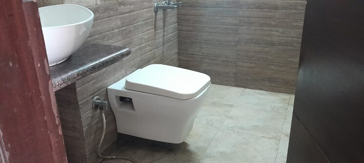 Bathroom, sector 45 2 Bedroom 1188 Sq.Ft. Builder Floor In Sector 45 Gurgaon 9405999