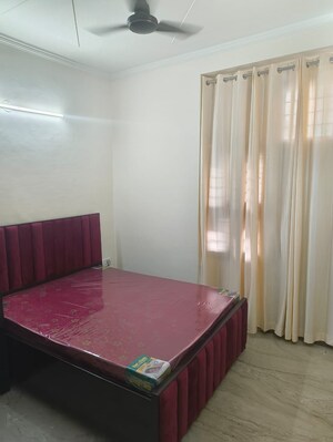 Bedroom in 2 BHK Builder Floor at Sector 45 – for Rent