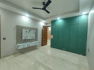 2 BHK Builder Floor For Rent in Sector 45