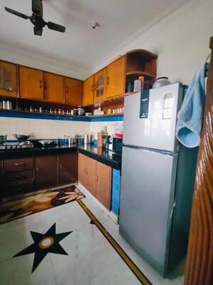 Kitchen in 3 BHK Builder Floor at Sector 46 – for Rent