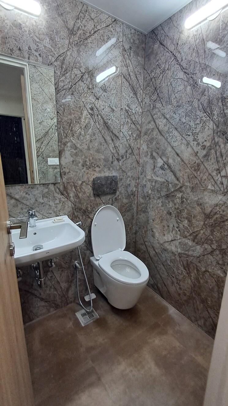 Bathroom, dosti-eastern-bay 3 Bedroom 1191 Sq.Ft. Apartment In Wadala Mumbai 9406117