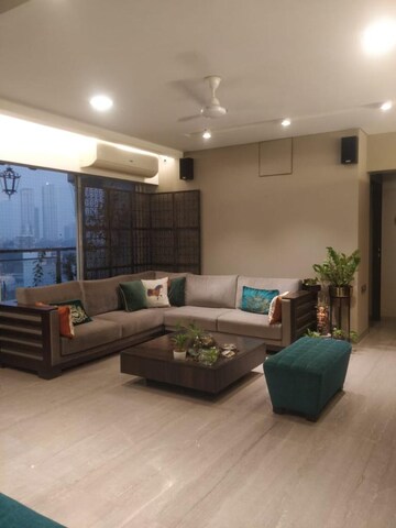 Living Room in 2 BHK Apartment at Prabhadevi – for Rent