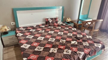 1 BHK Apartment For Rent in Paramount Golfforeste, Zeta I Greater Noida