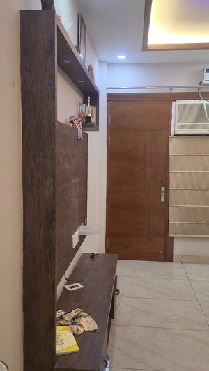 Furnished Amenities in 3 BHK Builder Floor at Sector 2 – for Sale