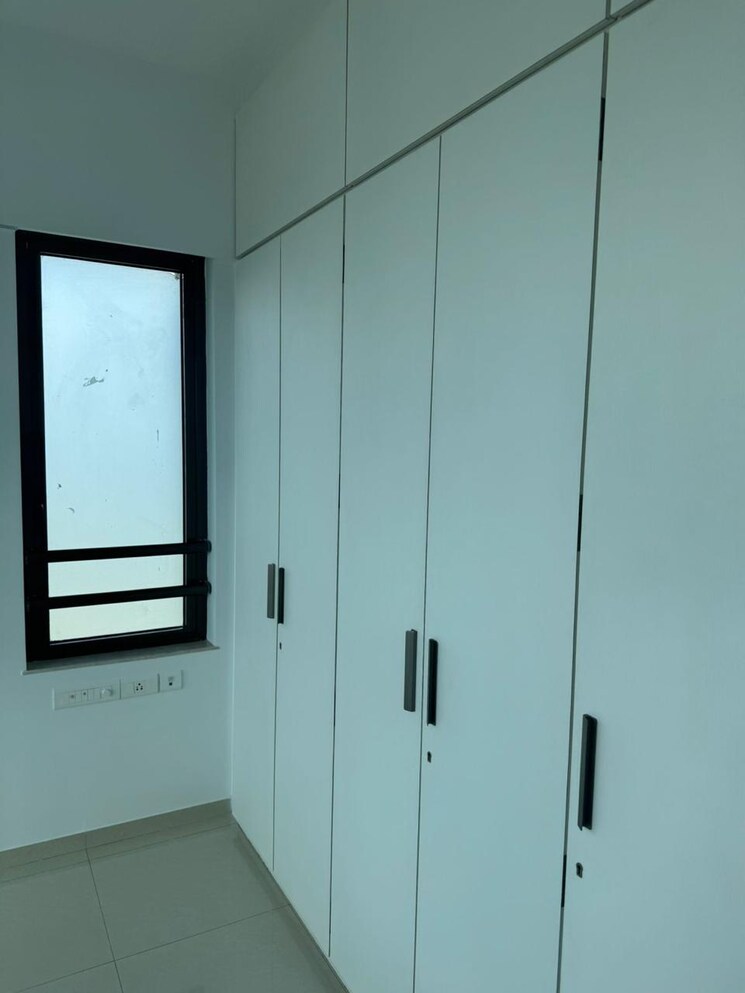 Room, celestia-spaces 3.5 Bedroom 1380 Sq.Ft. Apartment In Parel Mumbai 9406139