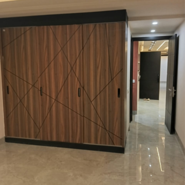 Room in 3 BHK Builder Floor at Chattarpur – for Rent