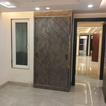 Room in 3 BHK Builder Floor at Chattarpur – for Rent