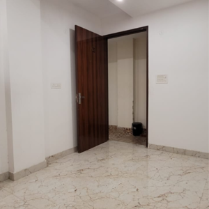 Room in 1 BHK Builder Floor at Chattarpur – for Rent