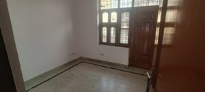 Room in 1 BHK Independent House at Sector 46 – for Rent