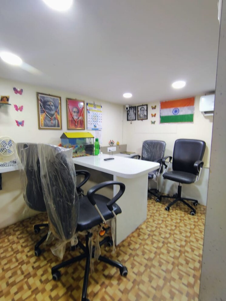 Team Area, haware-fantasia Commercial Office Space 240 Sq.Ft. In Vashi Sector 28 Navi Mumbai 9406198