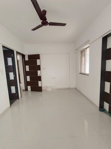 Room in 2.5 BHK Apartment at Essen Aishwaryam Melody, Pradhikaran – for Sale
