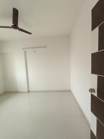 Room in 2.5 BHK Apartment at Essen Aishwaryam Melody, Pradhikaran – for Sale