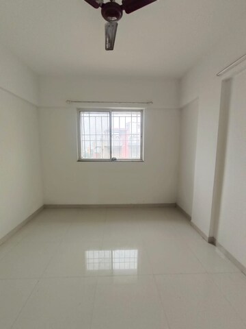 Room in 2.5 BHK Apartment at Essen Aishwaryam Melody, Pradhikaran – for Sale