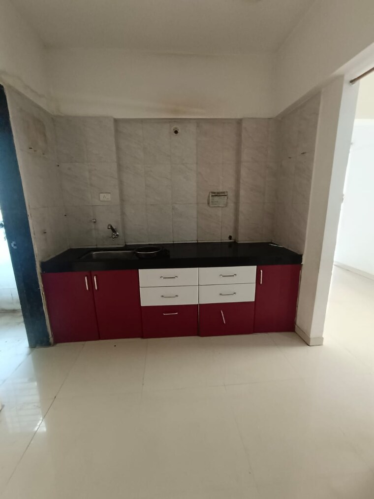 Kitchen, essen-aishwaryam-melody 2.5 Bedroom 1050 Sq.Ft. Apartment In Pradhikaran Pune 9405919