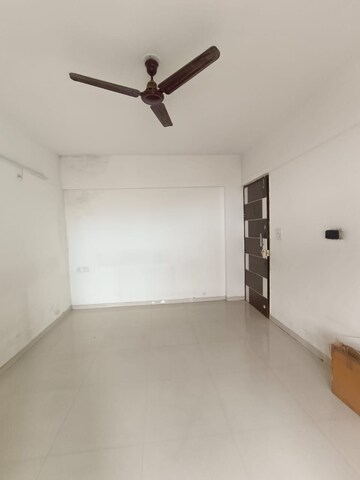 Room in 2.5 BHK Apartment at Essen Aishwaryam Melody, Pradhikaran – for Sale