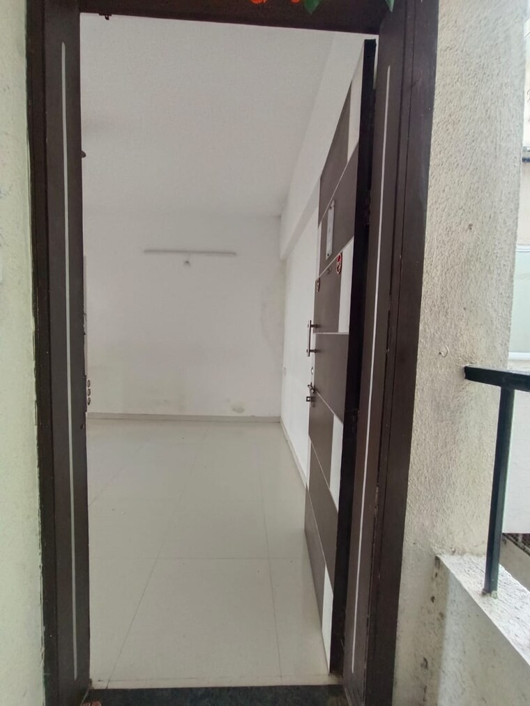 undefined, essen-aishwaryam-melody 2.5 Bedroom 1050 Sq.Ft. Apartment In Pradhikaran Pune 9405919