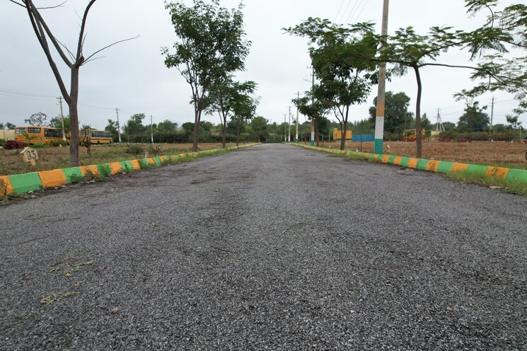 Garden, surya-royal  1200 Sq.Yd. Plot In Kanakapura Bangalore 9406295