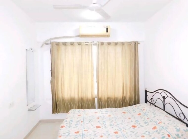 Bedroom, lake-home 3 Bedroom 1188 Sq.Ft. Apartment In Powai Mumbai 9406300