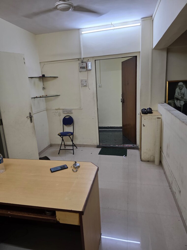 Team Area, winsway-complex Commercial Office Space 520 Sq.Ft. In Andheri East Mumbai 9406314