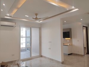 Room in 3 BHK Apartment at Trishla City, Patiala Road – for Rent
