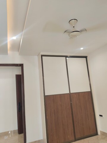 Furnished Amenities in 3 BHK Apartment at Trishla City, Patiala Road – for Rent