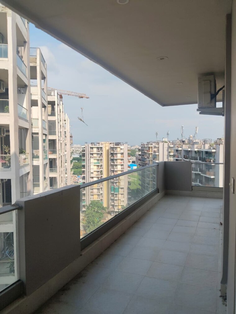 Kitchen, trishla-city 3 Bedroom 1800 Sq.Ft. Apartment In Patiala Road Zirakpur 9406306