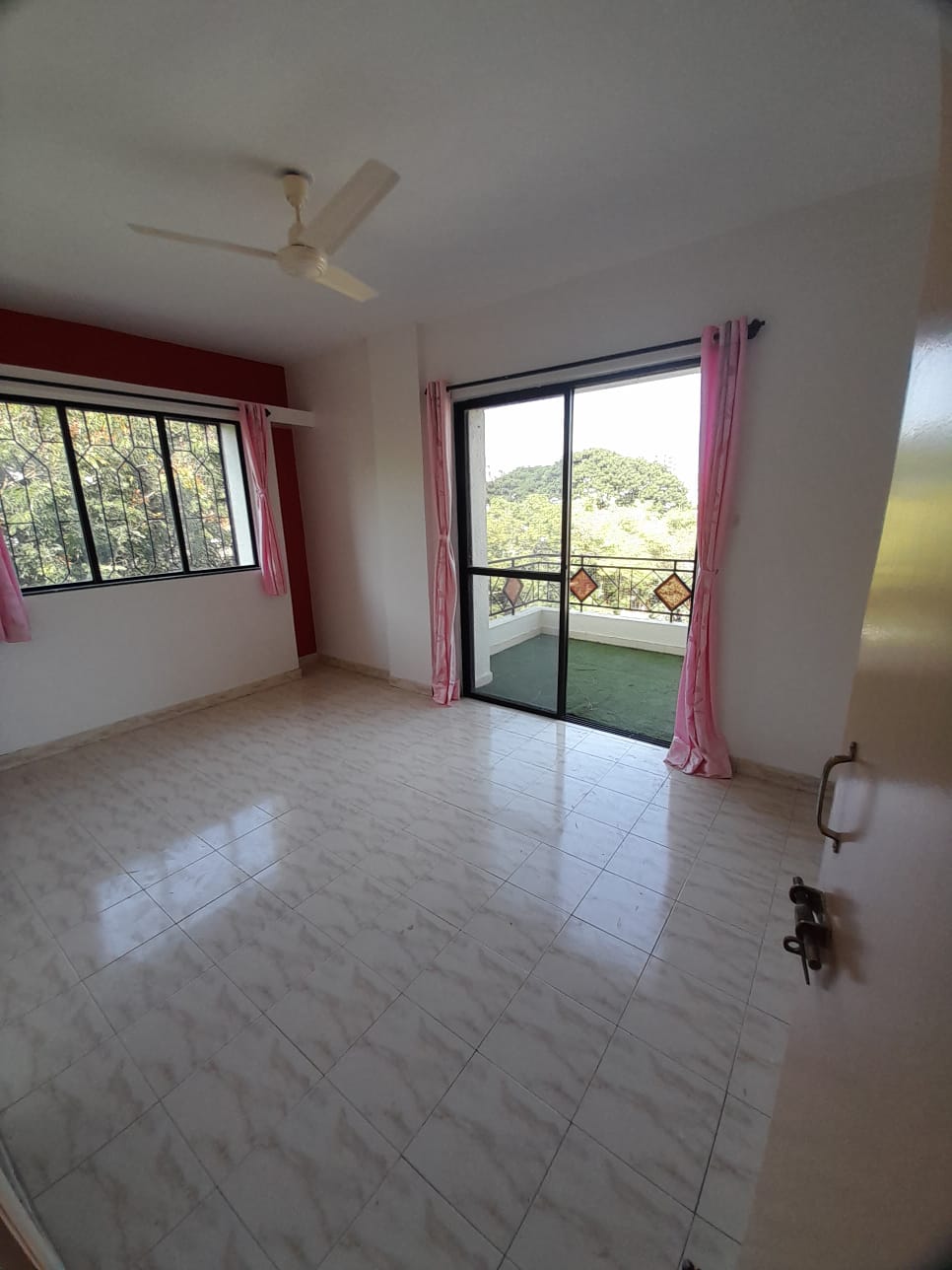 2 BHK Apartment For Rent in Motiram Vihar