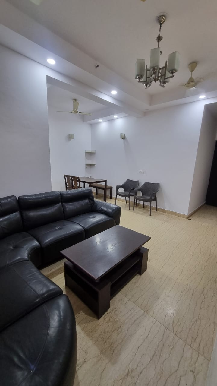 2 BHK + Study Room 1250 Sq.Ft. Apartment in Mahagun Moderne