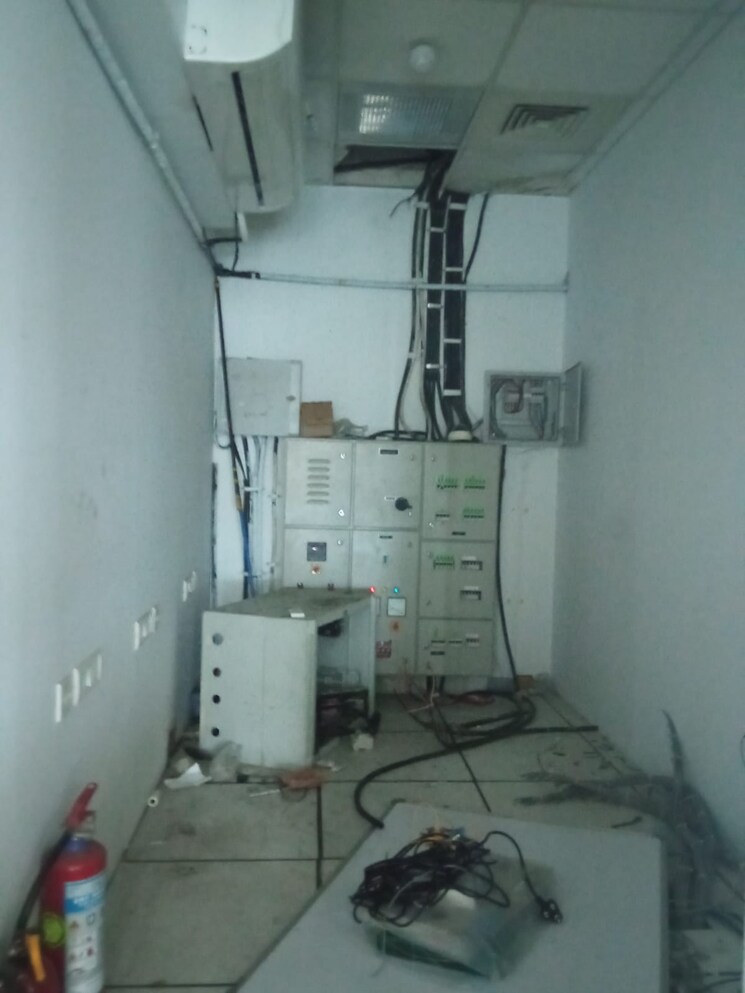 Kitchen, platinum-techno-park Commercial Office Space 5530 Sq.Ft. In Vashi Sector 30 Navi Mumbai 9406385