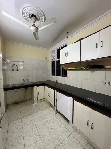 Kitchen in 2 BHK Builder Floor at Hong Kong Bazaar, Sector 57 – for Rent