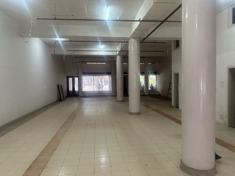 Exterior View, sector 17 Commercial Showroom 2500 Sq.Ft. In Sector 17 Chandigarh 9406324