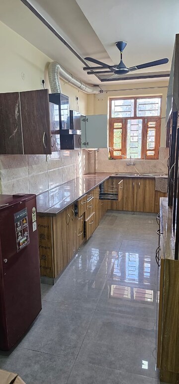 Kitchen in 2 BHK Builder Floor at Jakhan – for Rent
