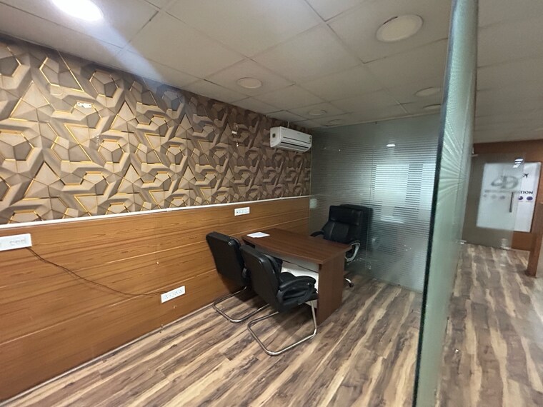 Team Area, sector 17 Commercial Office Space 1600 Sq.Ft. In Sector 17 Chandigarh 9406419