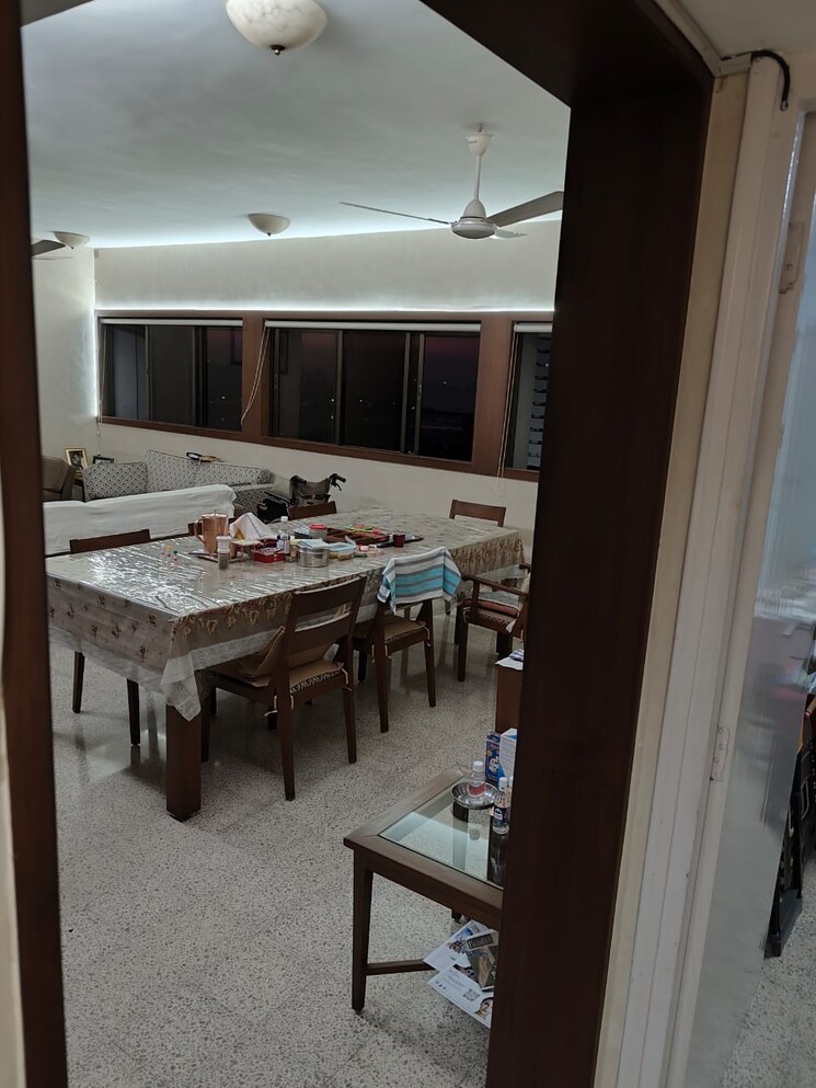 Dining area, cuffe parade 3 Bedroom 1342 Sq.Ft. Apartment In Cuffe Parade Mumbai 9406480