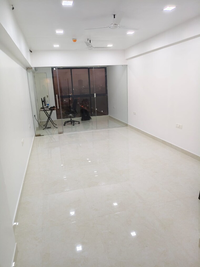 Floor Plan, lodha-signet-palava Commercial Office Space 353 Sq.Ft. In Dombivli East Thane 9406503