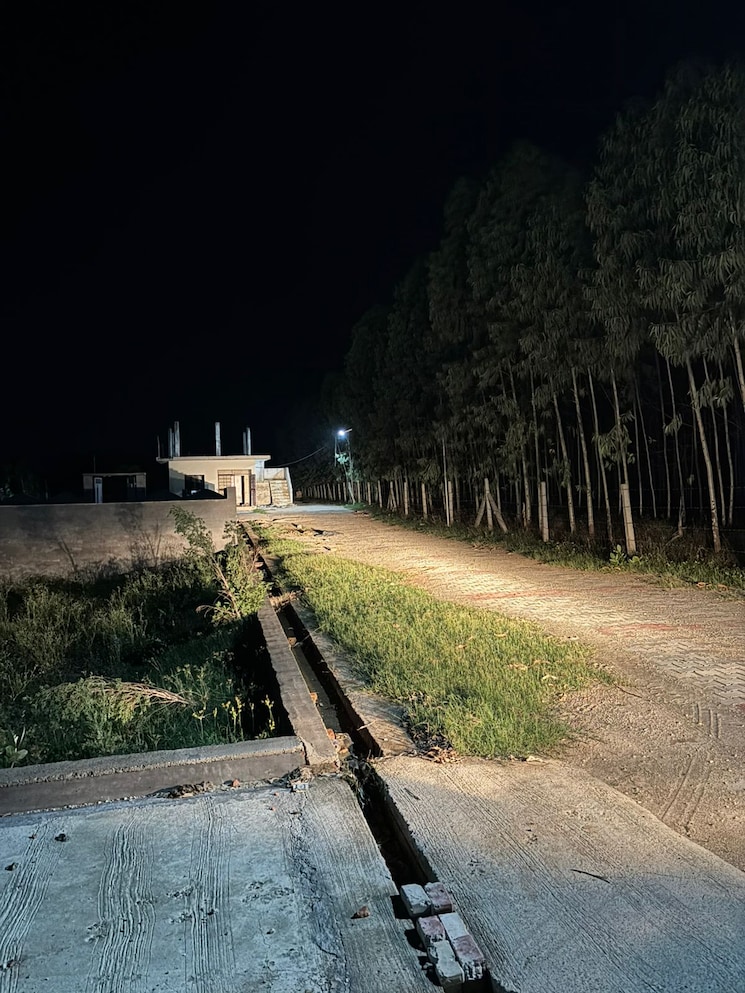 undefined, ganeshpur  150 Sq.Yd. Plot In Ganeshpur Saharanpur 9406548