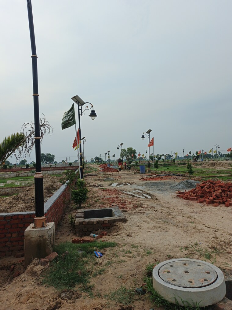 undefined, tugalpur village  200 Sq.Yd. Plot In Tugalpur Village Greater Noida 9406525